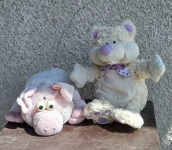 Hrající parťáci na baterie