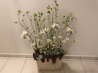 Květinová dekorace