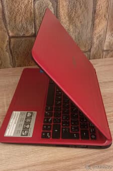 Notebook Acer Aspire 1 (A111-31-C82A) 11,6" - málo používan