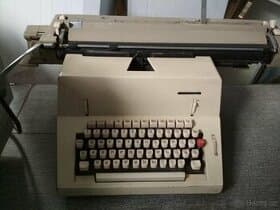 Psací stroj