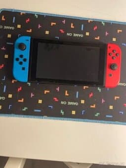 Prodám Nintendo Switch.