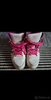 Boty adidas Neo