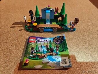 Lego Friends vodopád v lese 41677