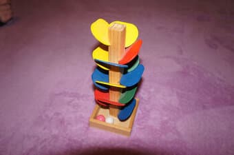 Dřevěná kuličková dráha