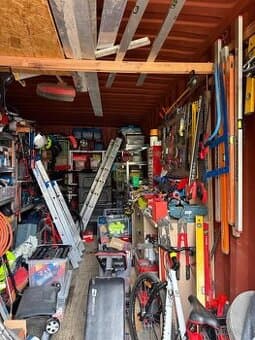 Prodej nářadí a elektrického nářadí