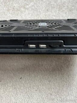 Chladicí podložka na notebook