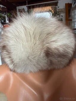 Čepice z pravé lišky