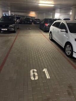 Parkovací stání Houbalova