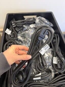 Prodám Síťový Kabel pro PC a tiskárny apod do sítí