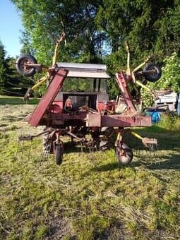 Prodám obraceč sena oz4
