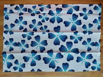 Nové ubrusy, nový ubrus, prostírky na malé stoly konferenční