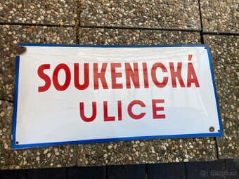 Cedule uliční smaltovaná čistá lesklá stará za 1.200 kč