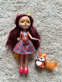 Panenka liščí Enchantimals.