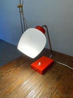 Stolní lampa Lidokov