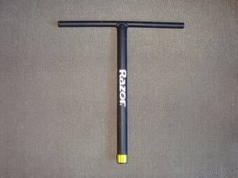 Řídítka ke koloběžce