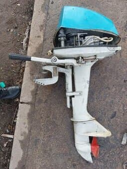 Vetěrok - lodní motor na dily