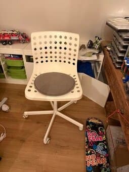 Zidle ikea a podsedak zdarma