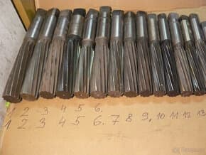 Výstružníky ruční větších rozměrů