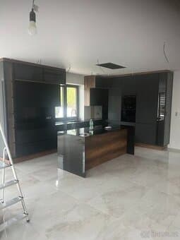 Vaše stavba - naše starost (realizujeme stavební práce)