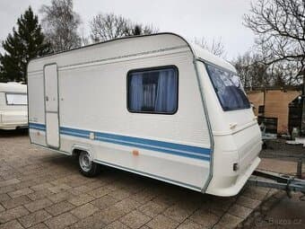 Adria 430 - předstan, zateplený karavan, SOLÁRNÍ SYSTÉM