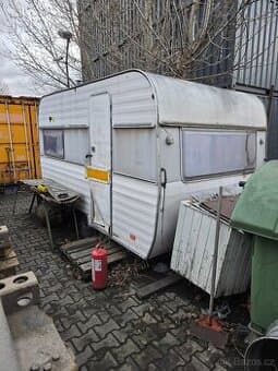 Prodam stary karavan