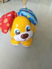 Interaktivní pejsek Clementoni