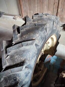 Zetor 15 pneu 9.00 - 24