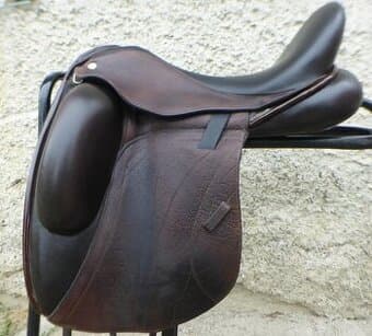 Drezurní sedlo Custom Icon Coda