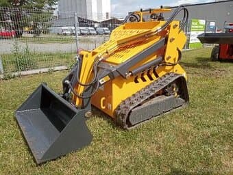 smykač, smykový nakladač, čelní nakladač,