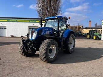 Traktor New Holland T7.185