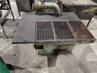 Svářecí stul s odsáváním