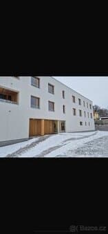 Parkovací stání Pardubice- Pardubičky