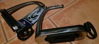 Třmeny HARRY'S HORSE s gumičkou 12cm