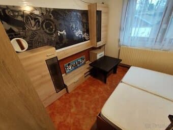 Pronajmu zařízený pokoj + kuchyňka