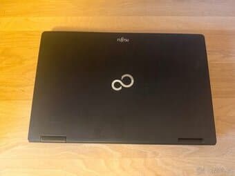 Notebook Fujitsu LifeBook E752