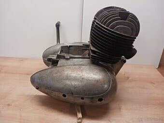 Jawa 350 pulbuben, kývačka