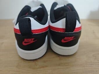 Boty Nike vel 33