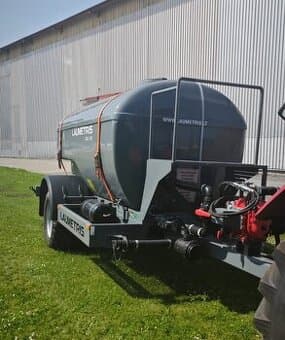 Cisterna na vodu, DAM, postřiky LAUMETRIS PTL-8V