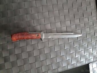 Prodám bodák, pozůstalost.