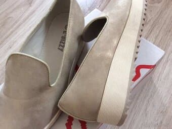 Dámské nové boty, vel.37.