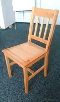Dřevěné židle