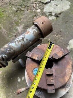 Vřeteno s univerzální