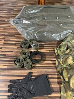 Vojenské oblečení