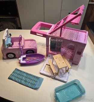 BARBIE karavan