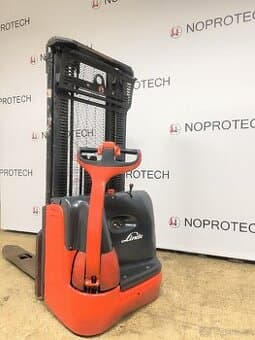 Ručně vedený vysokozdvižný Linde L12