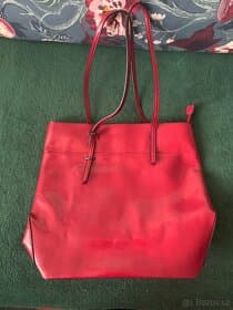 Dámské kabelky - větší vel.