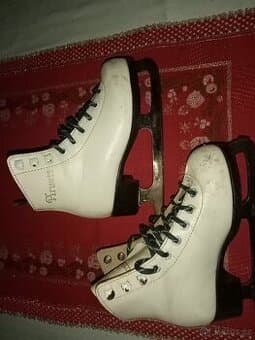 Dětské brusle (3x) - možno i jednotlivě