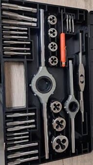 Sada závitníku Levotočivé