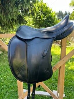 Prodám drezurní sedlo Baloun F2