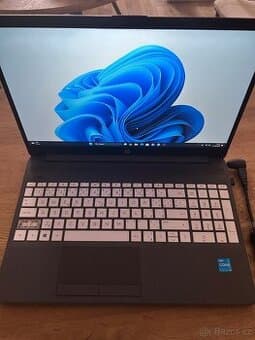 Prodám notebook HP 250 G8 – i5, 8 GB RAM, 512 GB SSD